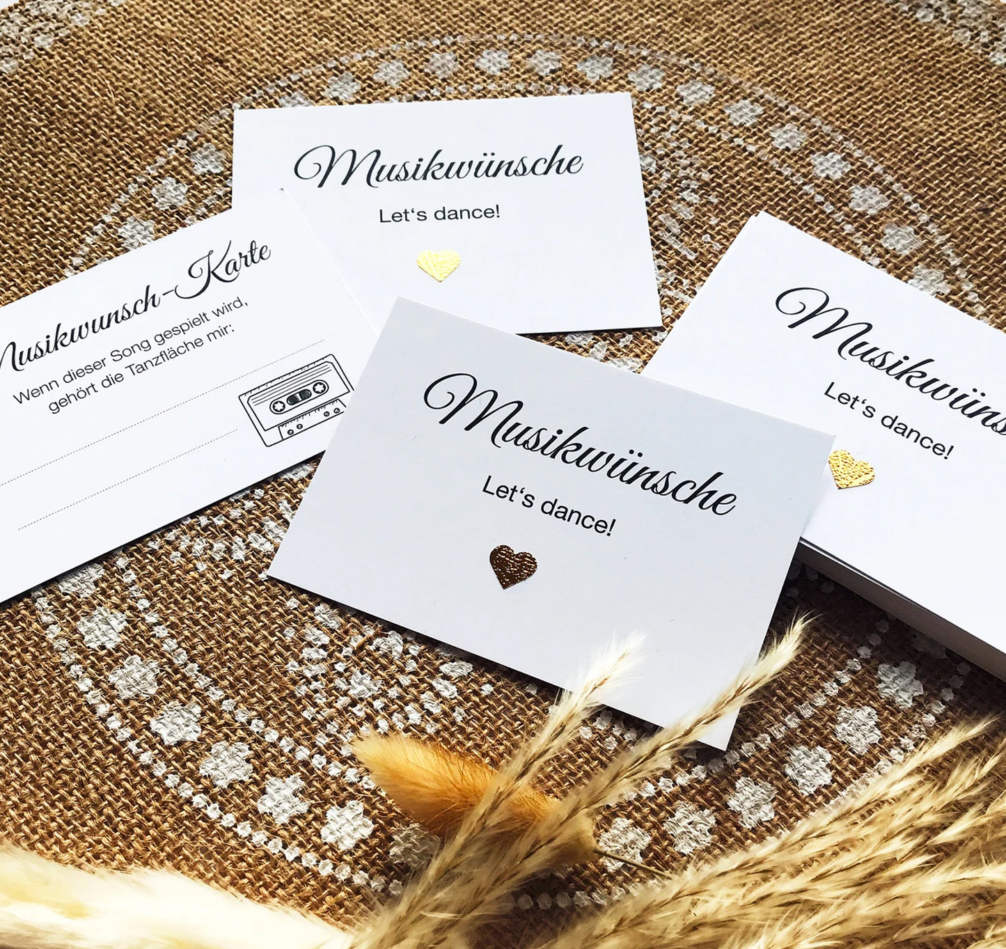 Musikwunschkarten Hochzeit - Musikwünsche Hochzeit, Edle Karten in WEISS mit glitzerndem Herz, 25 Stück in hübscher Geschenkverpackung