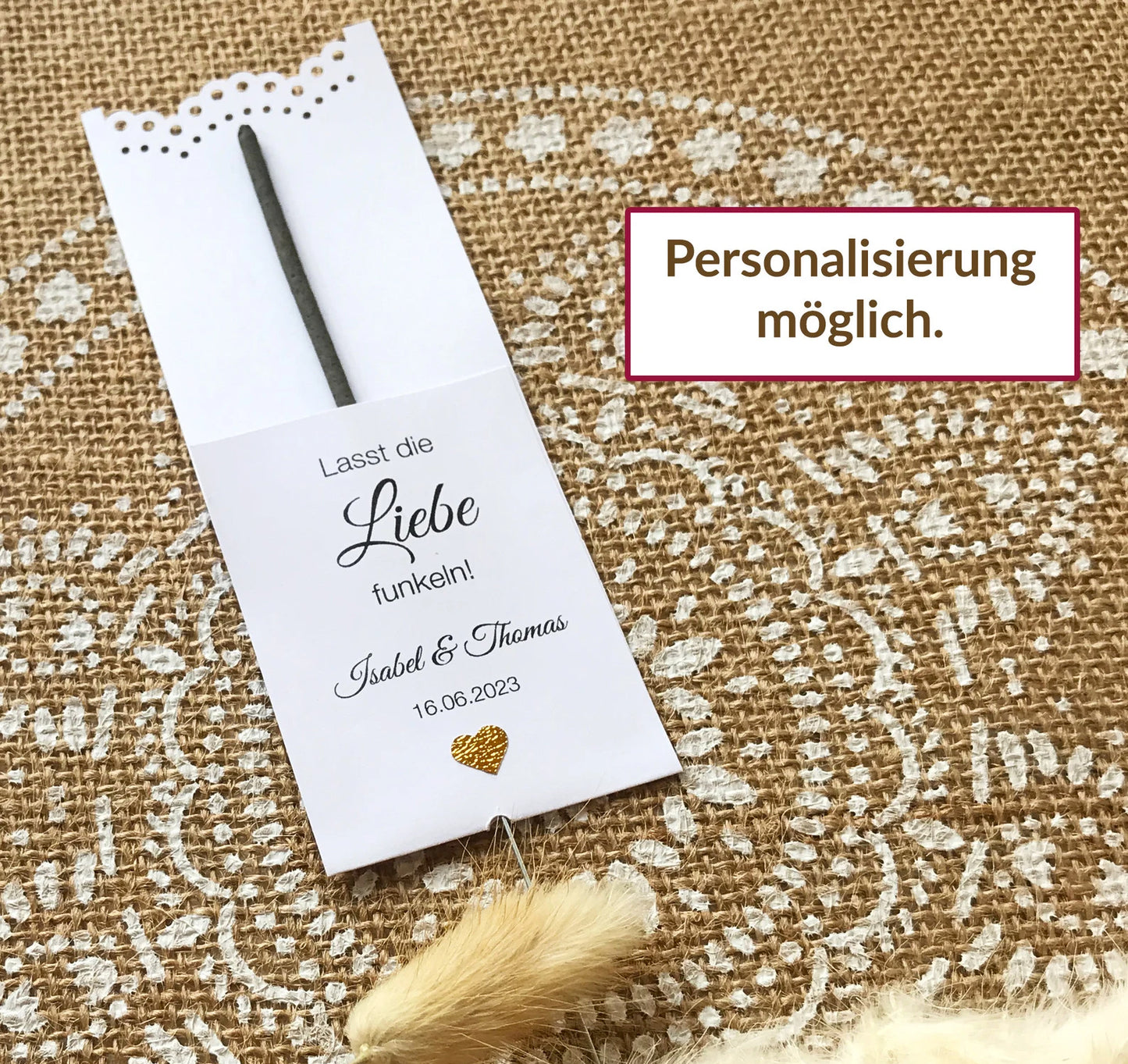 Lasst unsere Liebe leuchten/funkeln: Wunderkerzen / Knicklicht Karten Hochzeit, Schilder für Knicklichter, 20 Stück, WEISS & HERZ, personalisierbar